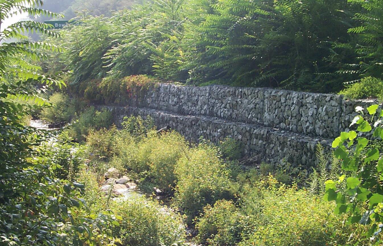 雙絞合格賓網(wǎng)石籠護(hù)坡規(guī)格型號(hào)